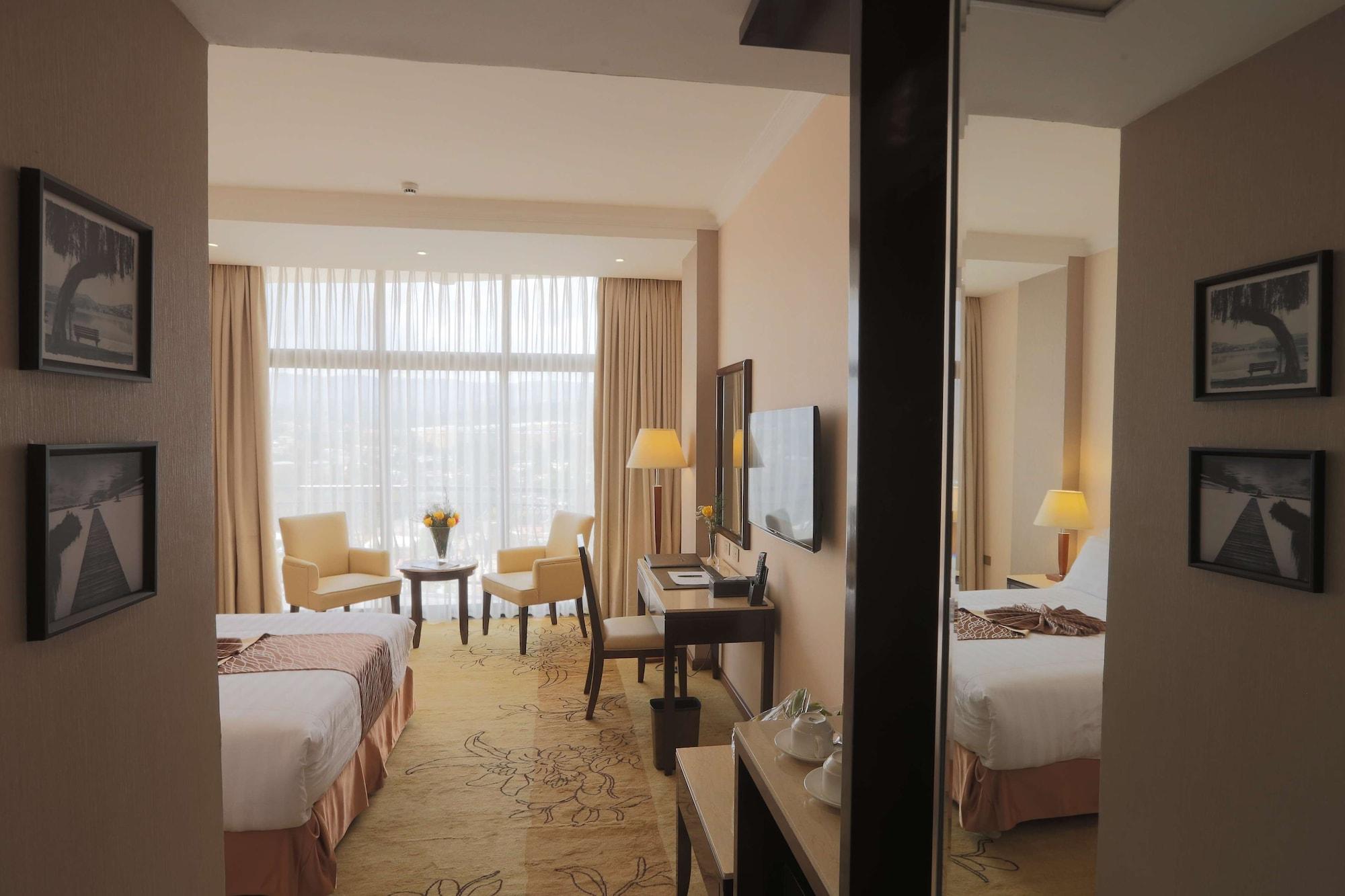 Getfam Hotel Addis Ababa Exterior foto