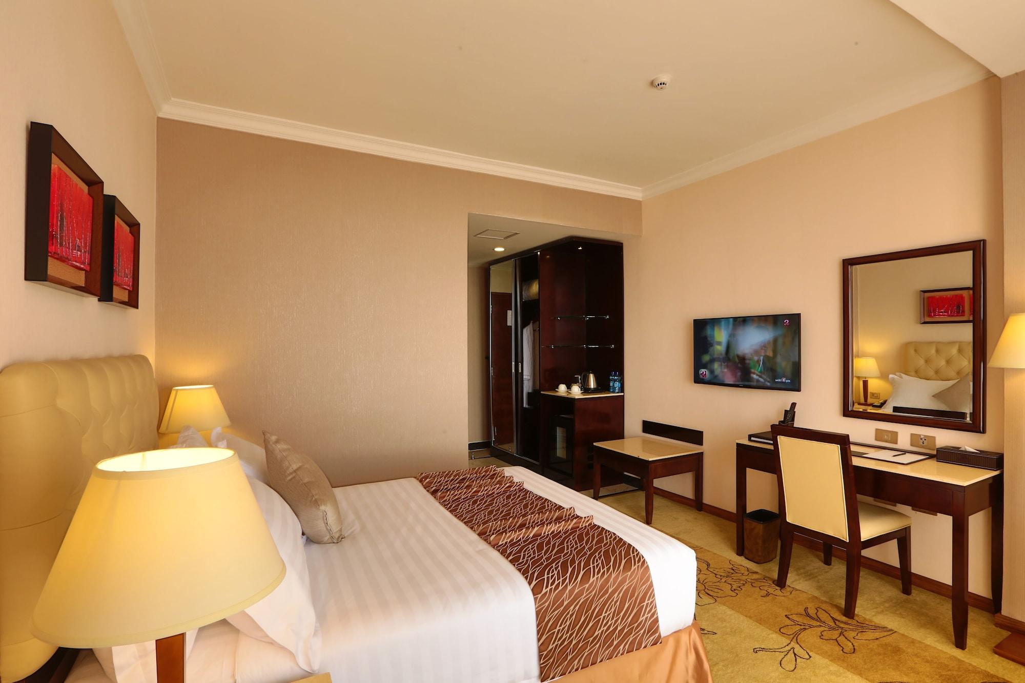 Getfam Hotel Addis Ababa Exterior foto