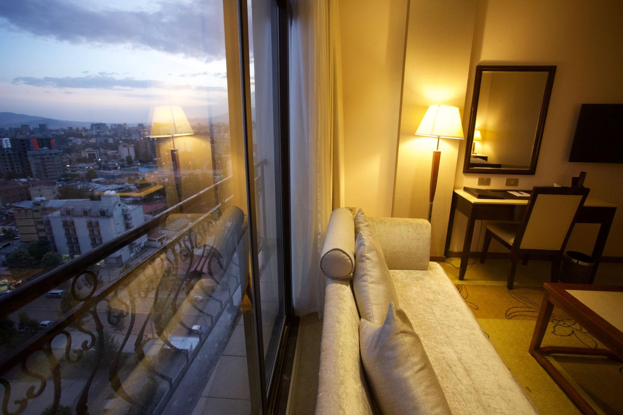 Getfam Hotel Addis Ababa Exterior foto