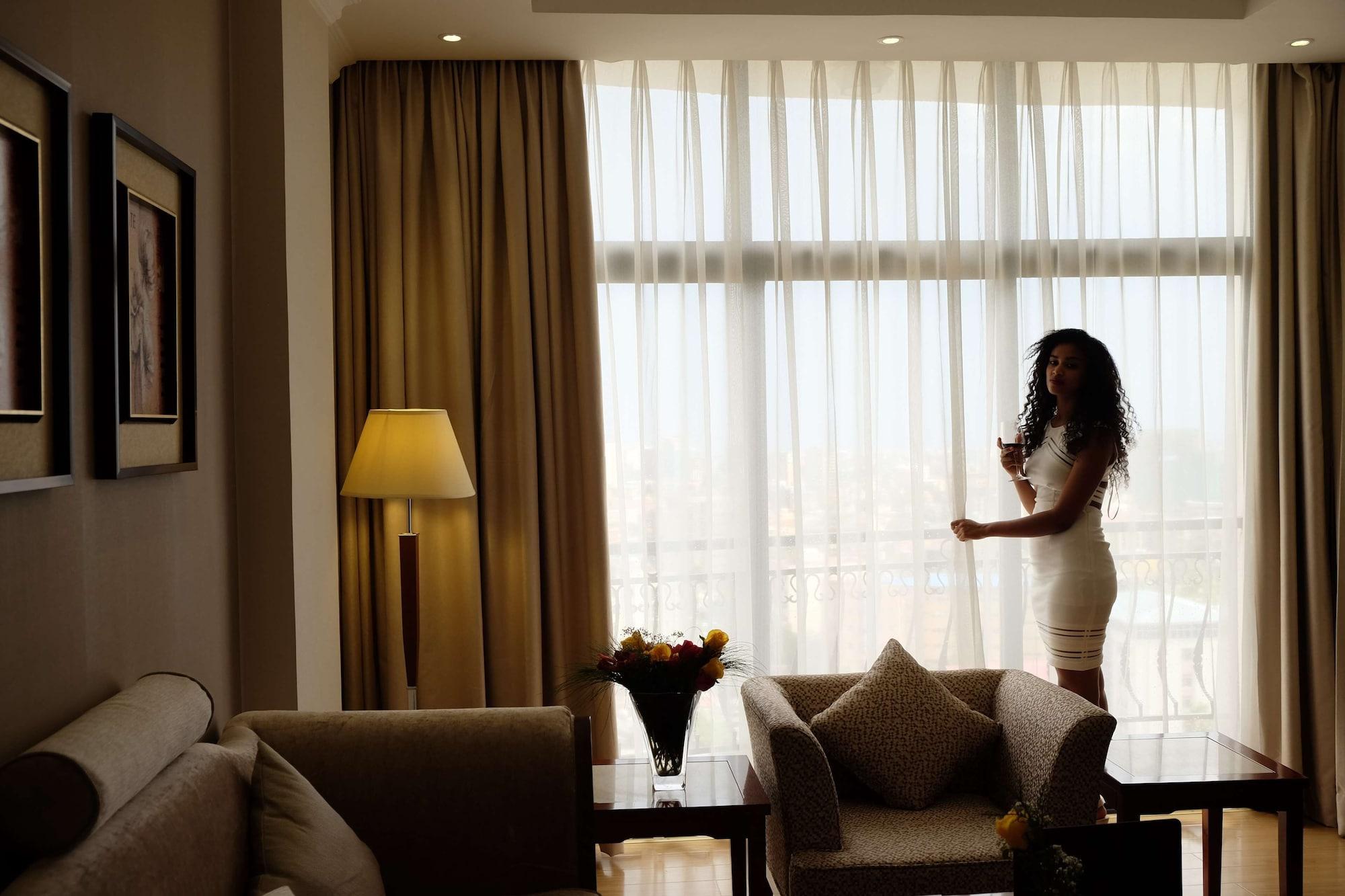 Getfam Hotel Addis Ababa Exterior foto