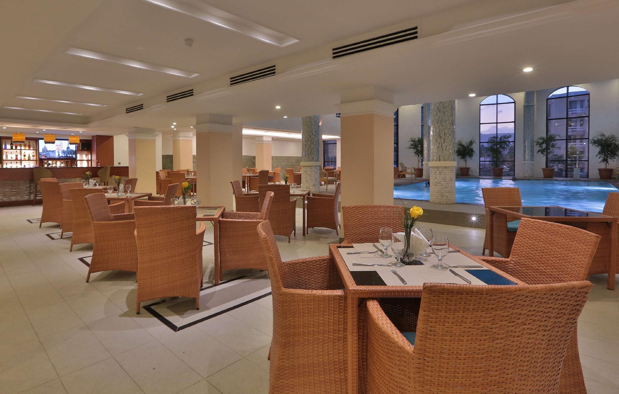 Getfam Hotel Addis Ababa Exterior foto