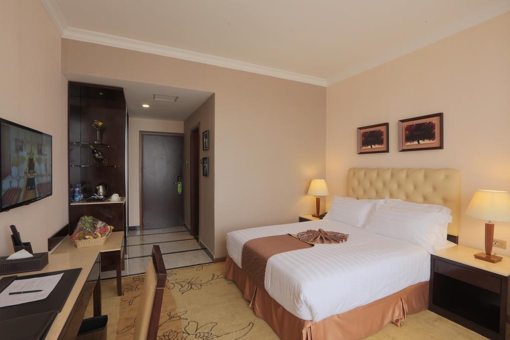 Getfam Hotel Addis Ababa Exterior foto
