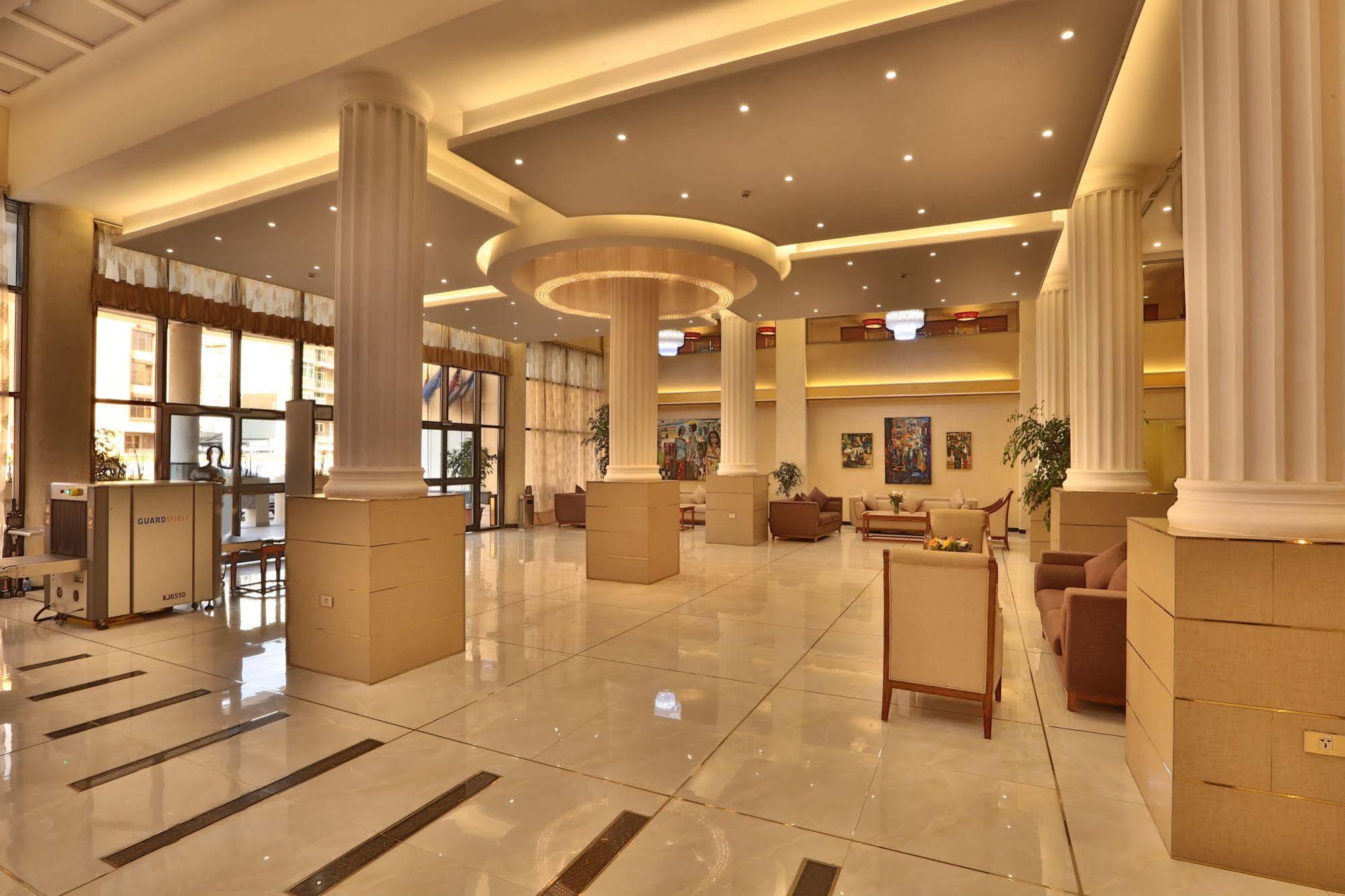 Getfam Hotel Addis Ababa Exterior foto