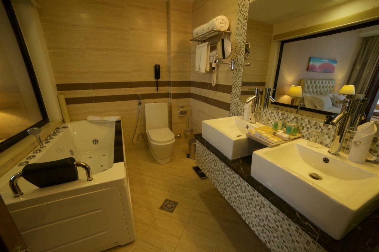Getfam Hotel Addis Ababa Exterior foto
