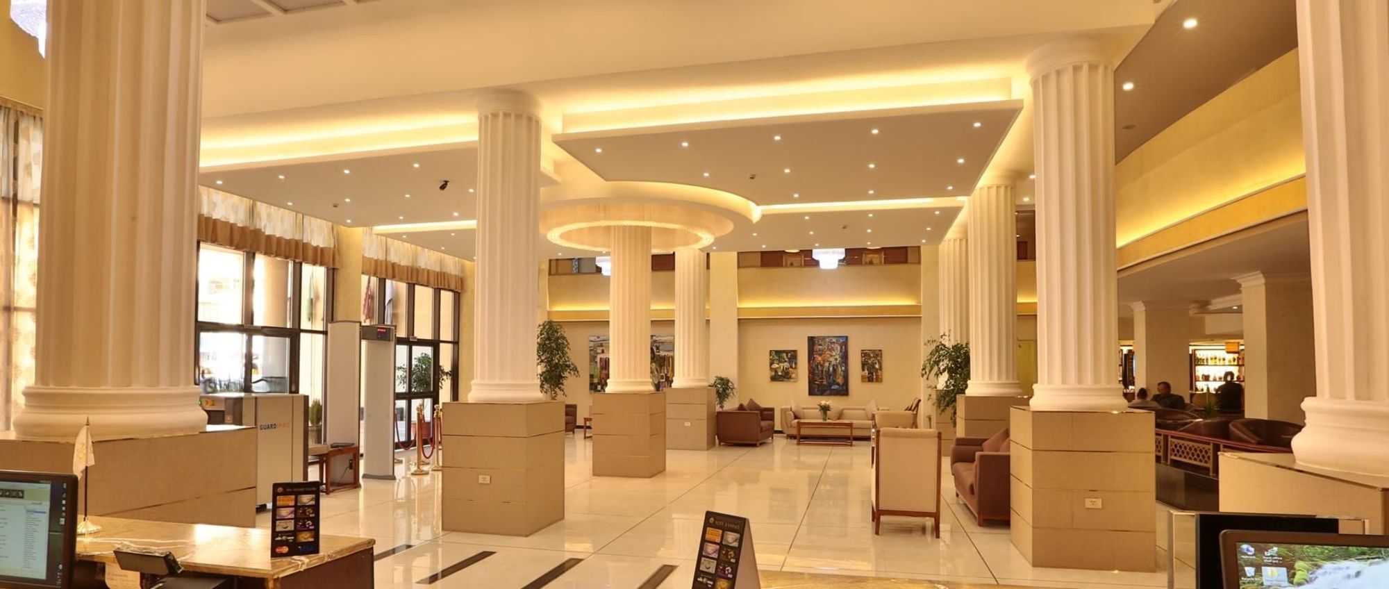 Getfam Hotel Addis Ababa Exterior foto